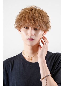 トゥルークリエイション 大宮(True Creation) MEN’S HAIR/波巻ツイストスパイラル/フェザーパーマ/大宮