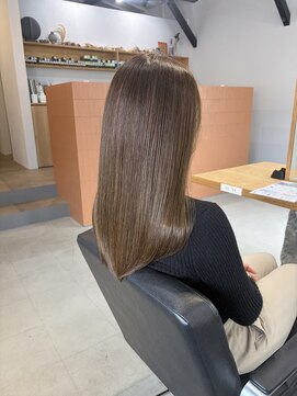 アッシュベージュ/脱白髪染め/透明感カラー