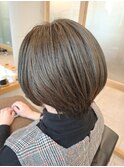 ミントグレージュ