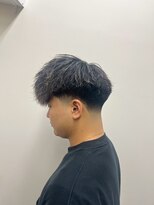 ジョイボックス(JOYBOX)&nbsp;バロックパーマ&テーパーフェード
