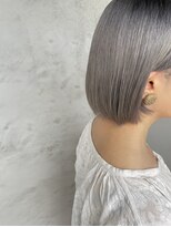 リベルタ(LIBERTA)&nbsp;艶髪ハイトーンカラー☆ホワイトシルバー