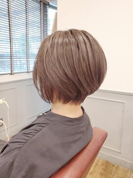 グランシュ 青葉台店(GranCieux) 外国人風白髪染めカラー×ショートボブ☆