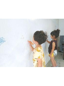 お子様同伴OKの<qol>は完全private空間のマンツーマンサロン◇ゆったりとしたサロンタイムを―。