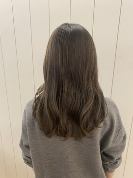 アドラーブル 万代店 (adorable) 大人可愛い大人美人ふんわりカール小顔カットショコラアッシュ