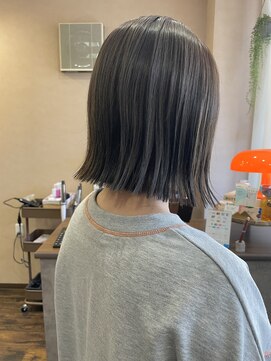 ウビ(ubi”) 切りっぱなし大人bob