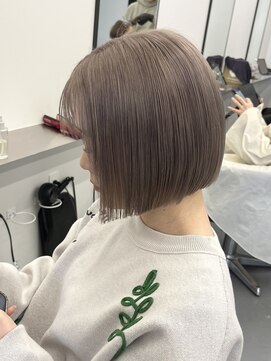 アンドシー(&C.) ハイトーンボブ/ハイトーンベージュ