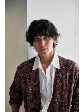 ルアウラフ(LUAU LOUGH) グランジマッシュ/Instagram-@yasu_lough_