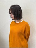 ぱつっとボブ オリーブグレージュ