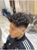 ショートハーパー　スペインカール　フェード　メンズパーマ