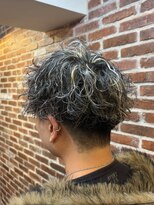 ミリオンバックス 神田店(Million Bucks)&nbsp;ホワイトメッシュ[神田/メンズパーマ/メンズ/メッシュ/ブリーチ]