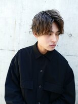 フィフス(fifth) センターパートスパイラルパーマツイストパーマツーブロック