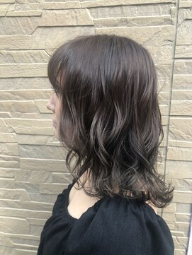 ワンズ 竜王店(ONE'S) 艶髪ブラウン