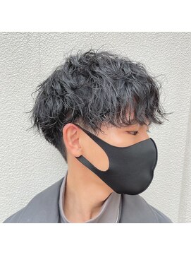 ヴィサージュジョイン(VISAGE join) 刈り上げ×スパイラルパーマ