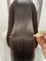 エスカーラ 表参道(THE ESCALA)&nbsp;@aidaman321/ゆるふわロング/センターパート/スイートAライン