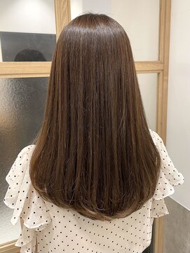 ラベスト バイ セロ 池袋メトロポリタン前(LOVEST by CERO) ロング/カーキベージュ［池袋駅 髪質改善 酸性ストレート ]