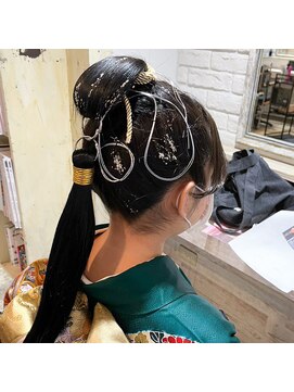 ミル 今治(1003 mille IMABALI) 成人式・卒業式に！水引アレンジ