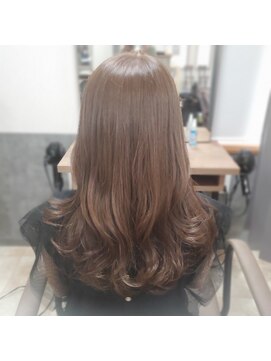 テーラ 八幡宿店(TELA) レイヤースタイル