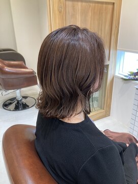 ファスナーグランデ(fustener grande) ゆるふわ外ハネ