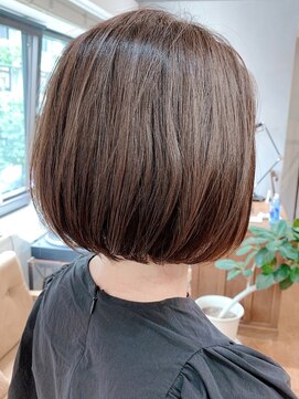 ノル(Knoll) 透明感ボブ/ココアベージュ/タッセルカラー/ミニボブ[日比谷