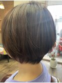 ショートボブ
