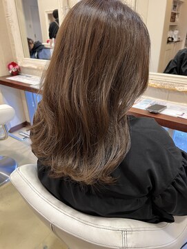 浪漫館 アールズコート(R's Court) ブリーチなしグレージュカラー@伊達　3/24