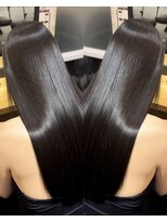 フルールバイリトル 新宿(FLEUR by little) つやつやストレート/髪質改善/酸性ストレート