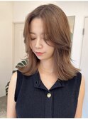 軽い質感のナチュラルくびれヘア！レイヤーカット