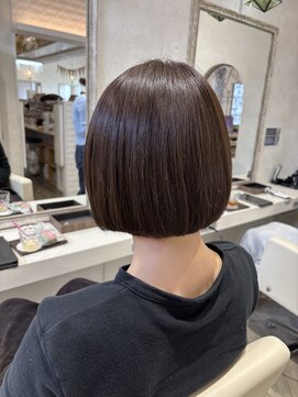 アクイール ピュール ヘア(Accueillir Pur hair) つやボブ