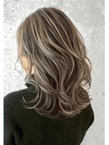 ハーツ(Heart's)&nbsp;白髪ぼかしハイライト　30代40代50代60代