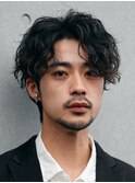 心斎橋フェザーパーマ毛流れセンターパートカルマパーマ強め40代