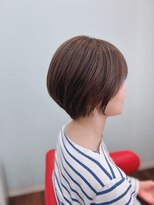 カラーズアンドロッソ(Colors&Rosso)&nbsp;オリーブグレージュショートボブ