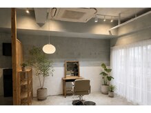 MUTE 縮毛矯正  たまプラーザ店【7/1 OPEN(予定)】の雰囲気（一人で最後まで仕上げます。贅沢な空間で、落ち着いた空間です。）
