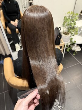 ピークスヘア(peaks hair) 髪質改善カラートリートメント うねり広がり改善 感動的な艶髪に