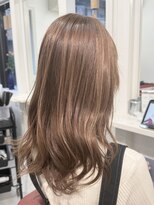 ユーアンドアイ(you & i) ブリーチなしダブルカラーで楽しむ、柔らかミルクティーベージュ