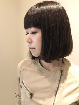 キキ(KIKI) レトロボブ