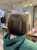 ユーネリー(U-NERY)&nbsp;プラチナアッシュボブ