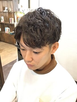 ヘアースペースシャルム (HAIR SPACE Charme) 七三パート　ウェーブマッシュ♪