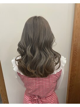 リリアーナ(LILIANA) 【LILIANA】ホワイトベージュ