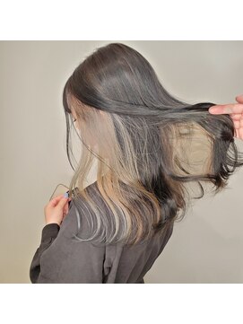 タブーセントラル(TABOO Central) 【TABOO Central】インナーカラー☆ミルクティーグレージュ