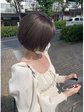 アッシュ 二俣川南口店(Ash) お洒落なひし形ショートボブ