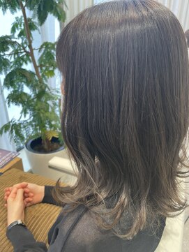 ヒアカアヴェダ 天神VIORO (Heaka AVEDA) グラデーション【20代/30代/40代/ハイライト】A