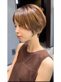 ショートヘアー/くびれショート/顔まわりレイヤー