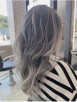 ヴァンカウンシル Kuwana(VAN COUNCIL) 外国人風カラー