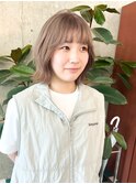 切りっぱなしボブ×ソフトベージュ