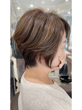 アッシュ 鶴ヶ峰2号店(Ash) くびれショート