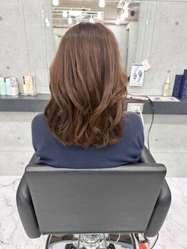 エンディアリング 東銀座(Endearing) 黒髪/グレーベージュ/レイヤーロング/前髪パーマ/銀座/東銀座