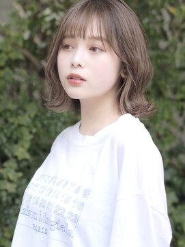 シルクレイ 新宿店(Silk-lei) ナチュラル外ハネひし形 切りっぱなしボブ 20代30代40代