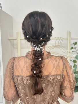 ルーナ(Luna) ふんわりガーリー編みおろし