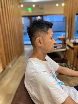 グランバイ アトリエドングリ(Grand × AtlierDonguri) お客様髪質改善データ1386（ソフトモヒカン）