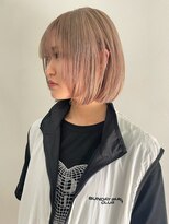 ダブルカラーナチュラルボブ前髪ありミディアムレイヤーボブ